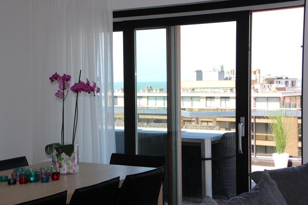 Duplex Penthouse Plaza Apartment De Panne Room photo